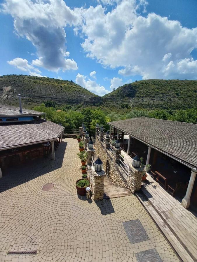 Vila Etnica Trebujeni Exterior foto